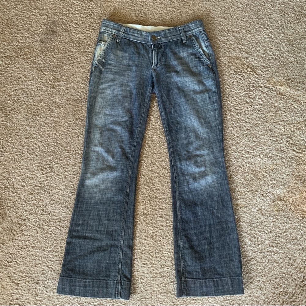 Low rise flare jeans from Joes Jeans!